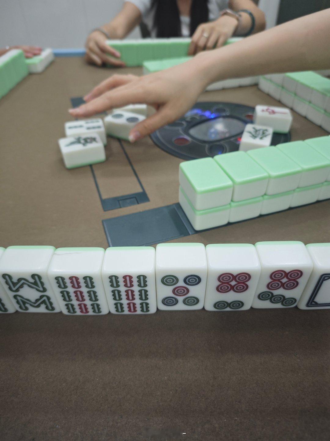 搞不懂为什么有人喜欢打麻将