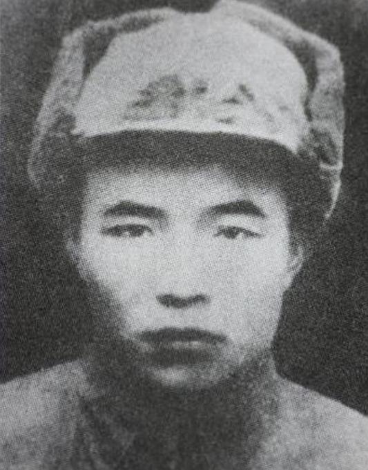 郭继胜(1921—1948)，山东省微山县夏镇王庄人。出身贫农家庭。1940年