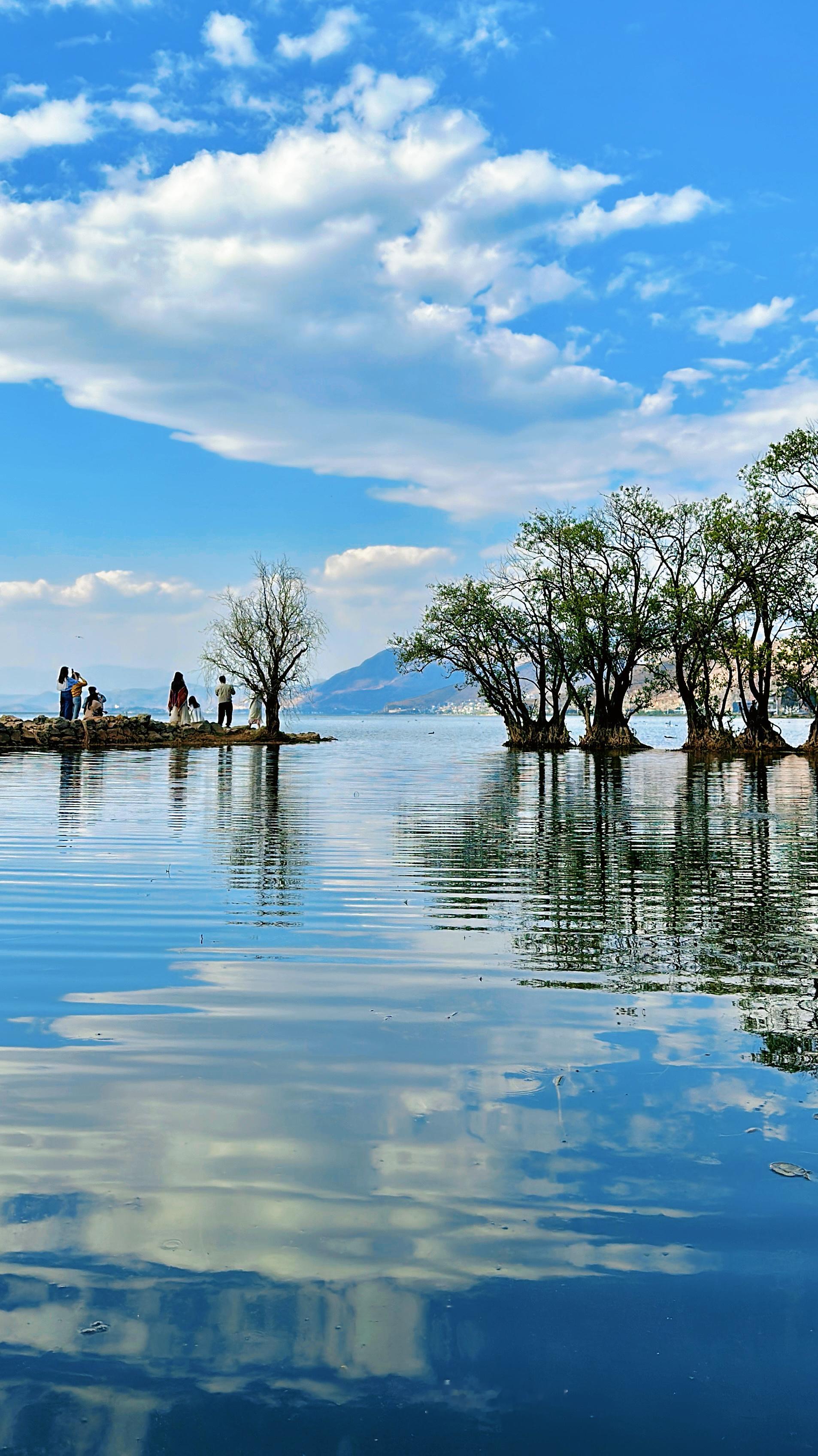 7天6晚滇西行｜慢逛丽江大理两座古城，环泸沽湖看洱海，登山4680米雪山，遇见云