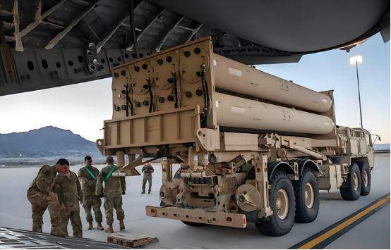 伊朗发射的弹道导弹，越来越少。从开战第一天发射350枚弹道导弹，到第四天发射的5