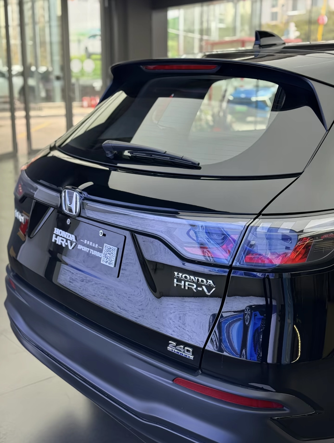 -V向上生活-V为更大的世界2026年1月8日东风本田HR-V焕新上...