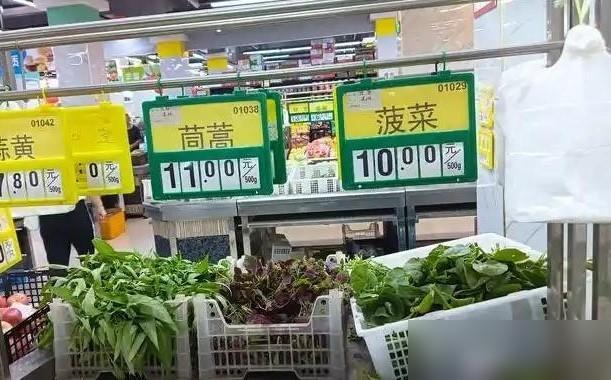一位英国华人表示，为什么那么多国人愿意到英国来打工，就是因为同样赚3000块钱，