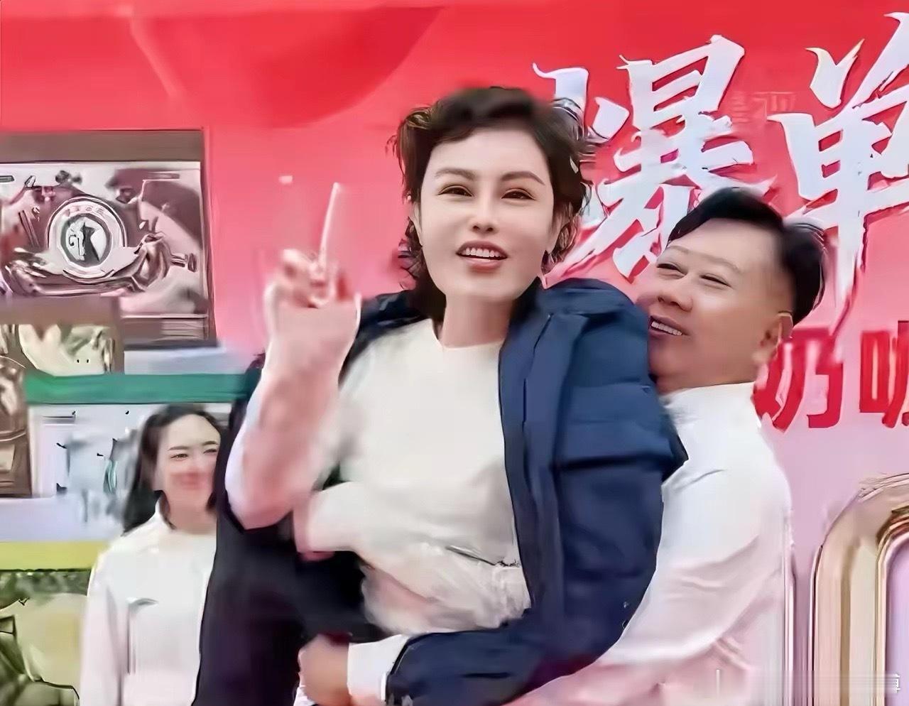 超级网红夫妇怒怼粉丝，不要举报我根本就没有用，表示自己是本地的纳税大户受到保护，
