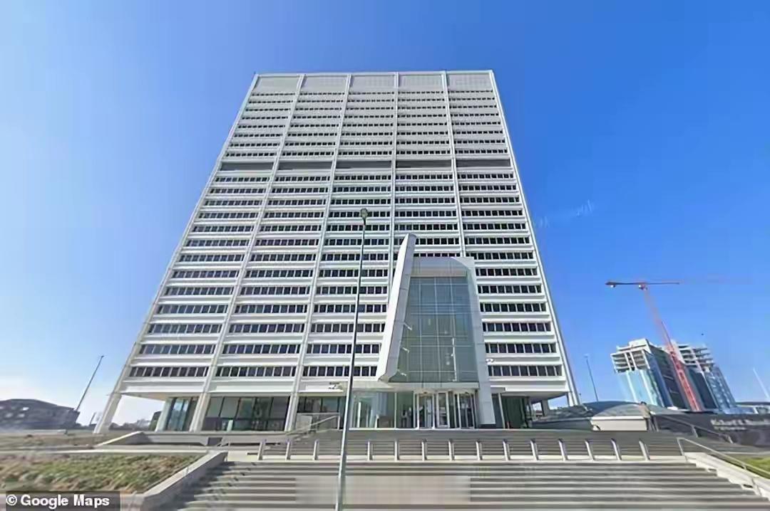 美国媒体14日报道，佐治亚州亚特兰大联邦法院已婚法官埃莉诺·罗丝（Eleanor