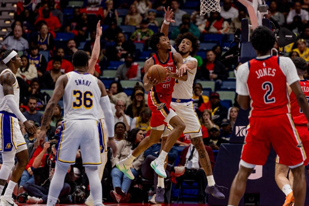 NBA杯西部B组，湖人客场以118-104轻取鹈鹕，这也令鹈鹕遭遇到4连败。鹈