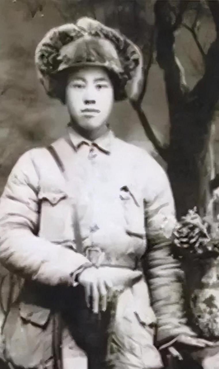 🌞当年，杨靖宇将军曾经有一位负责专门为他传递情报的交通员叫赵玉仙，因为喜欢