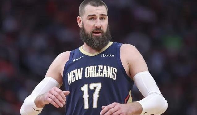 瓦兰丘纳斯明智啊瓦兰丘纳斯逃离NBA，并不是丹佛高原环境差，也不是不愿给约基奇