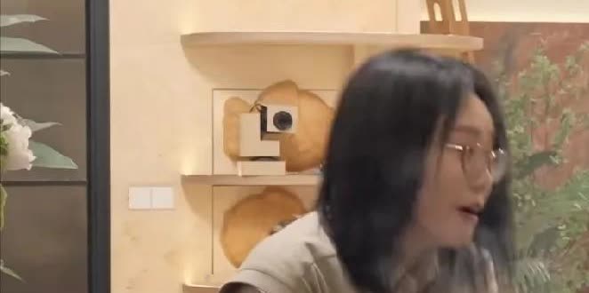 李雪琴：