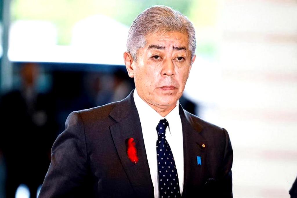 12个准备窜台的日本将官瞬间吓退了一半！岩崎茂这只“出头鸟”，用每天蒸发的资产给