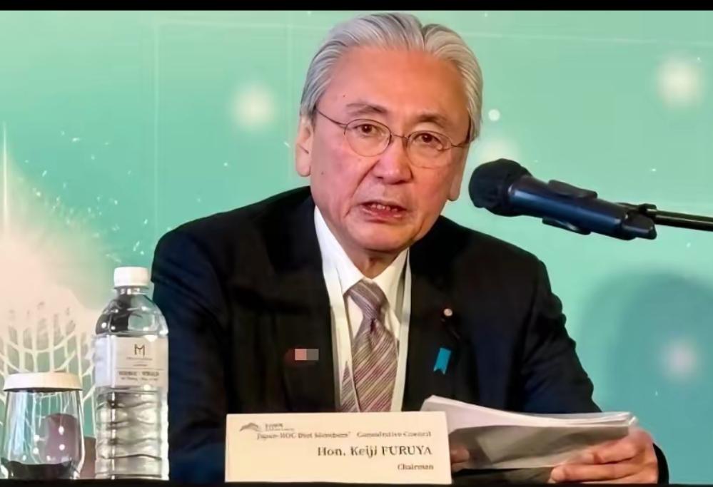 侵略者的丑恶嘴脸再次暴露无遗！日议员串访台湾，叫嚣“保卫台湾​”。