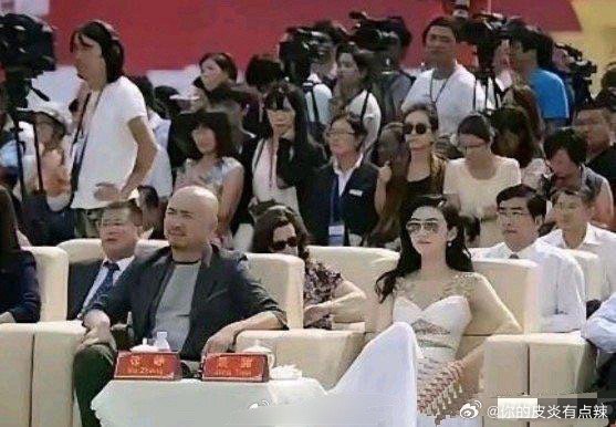 张继科看到景甜这一幕，会不会感到后悔