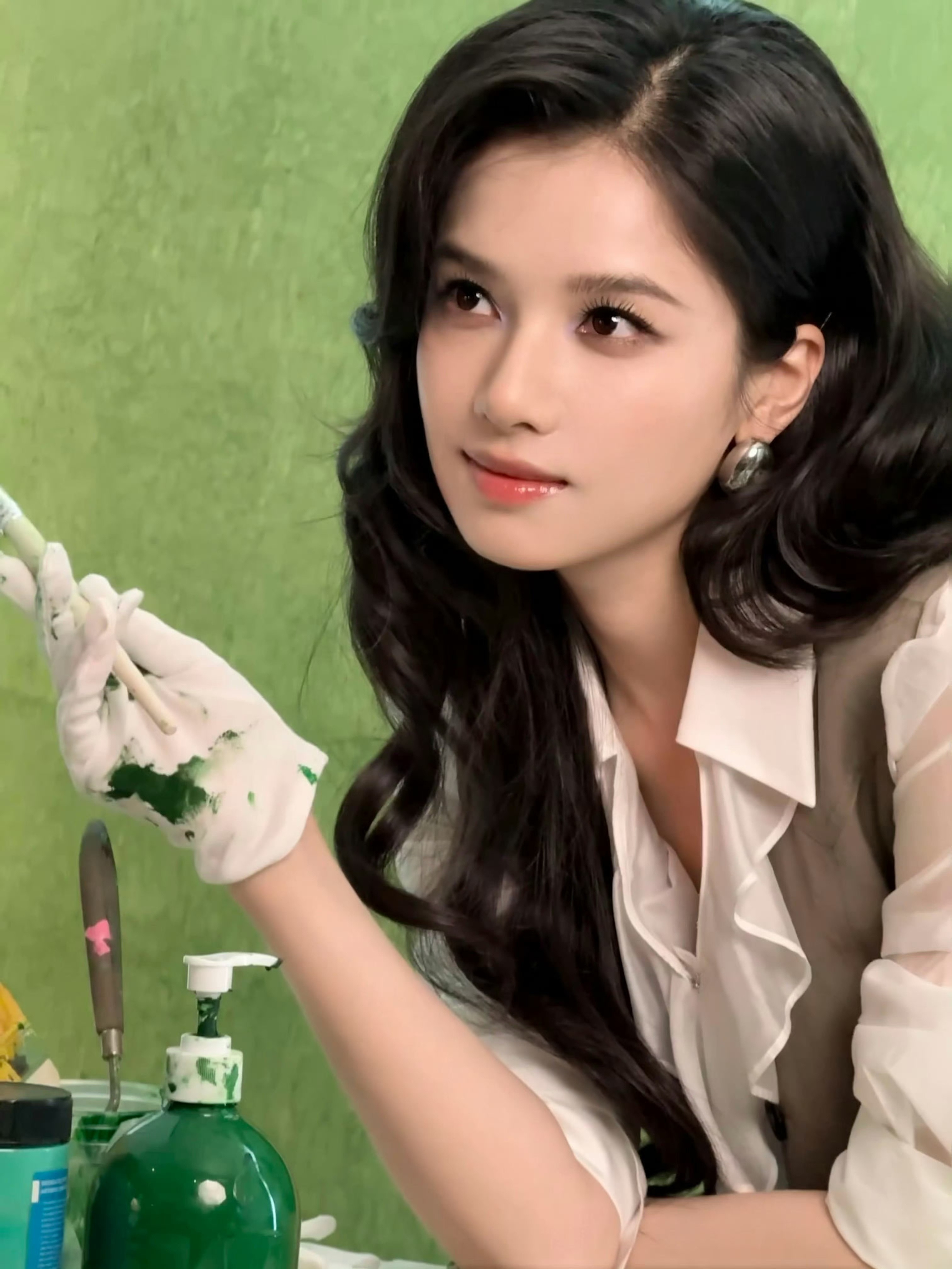 我这辈子能用张婧仪这张脸活一天吗