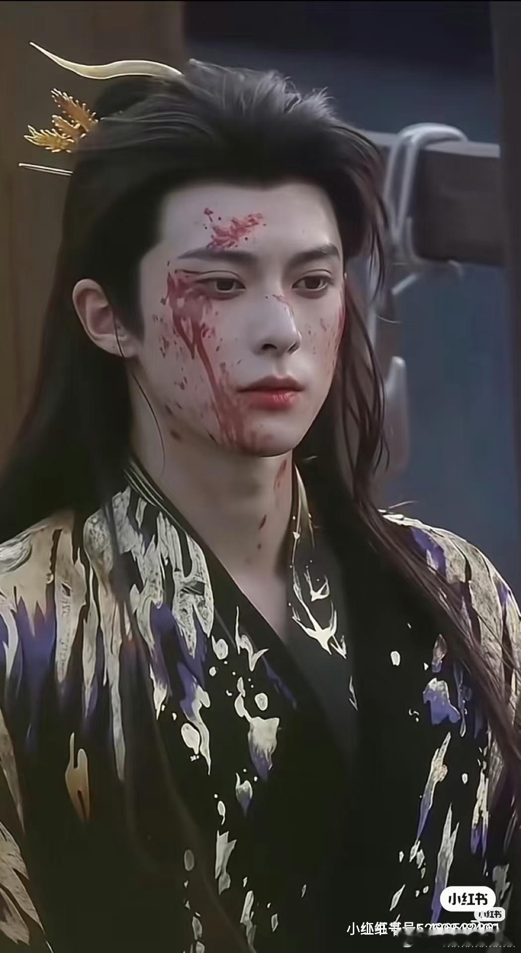 以前只觉得鹤棣很帅，浓颜大帅哥，看了咸鱼飞升路透，才知道棣棣也可以很美很仙！