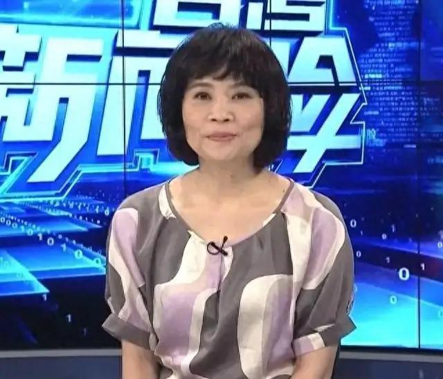 台湾省媒体人陈凤馨表示,按照民调来看,70%以上的台湾地区民众是接受自己是中华民