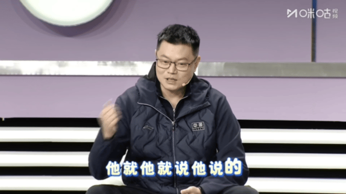 侯英超亲自回应和王楚钦说了啥，他说王楚钦一路点头，很谦虚。全运会，侯英超是