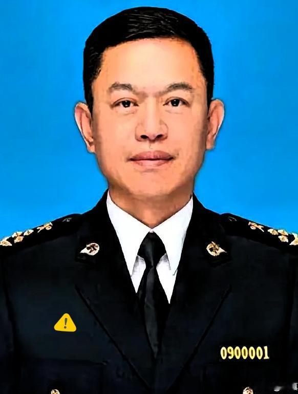 看到大连海关这位关长的新闻，真让人唏嘘。69年出生，博士学历，正厅级干部。