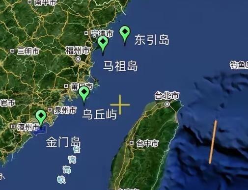 中国民间从来不缺战略家，一位修自行车的老太爷说，对于台湾问题，其实我们自己陷入了