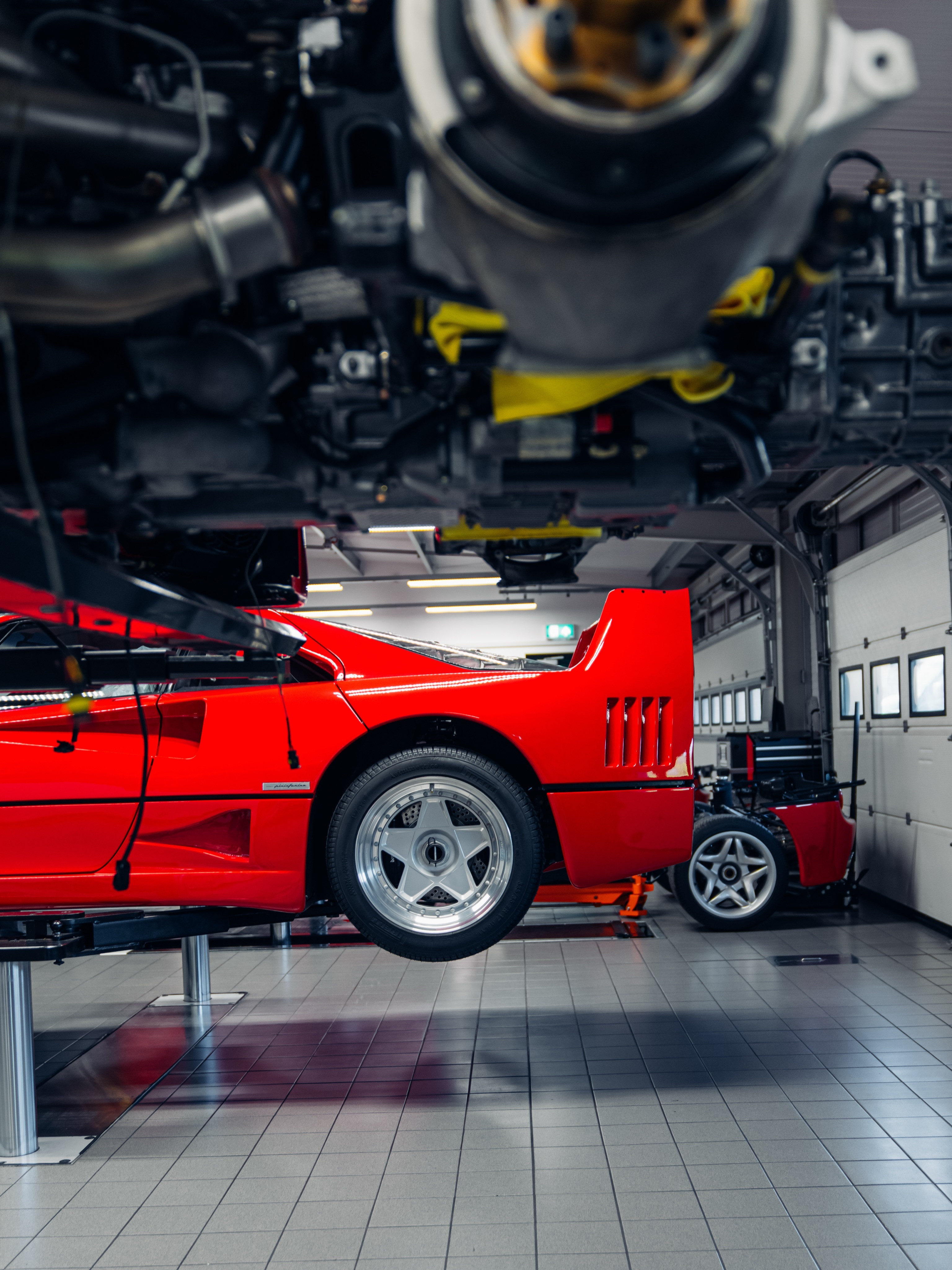 FerrariF50F40法拉利这个修配厂挺高端啊！分辨率：4000