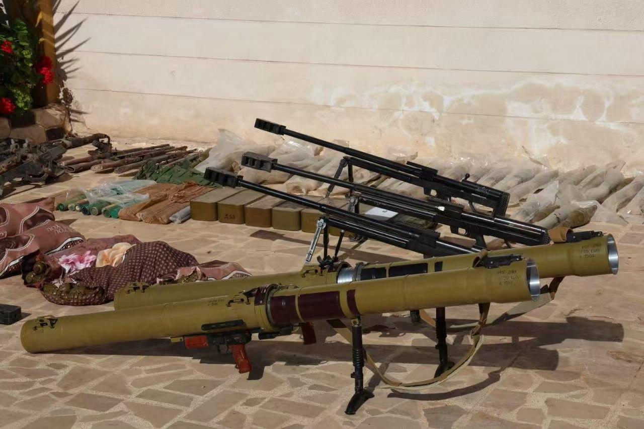 伊朗武器运输队又被堵住了！再这么下去，朱拉尼的大军，就要实现完全伊朗武器化了，还