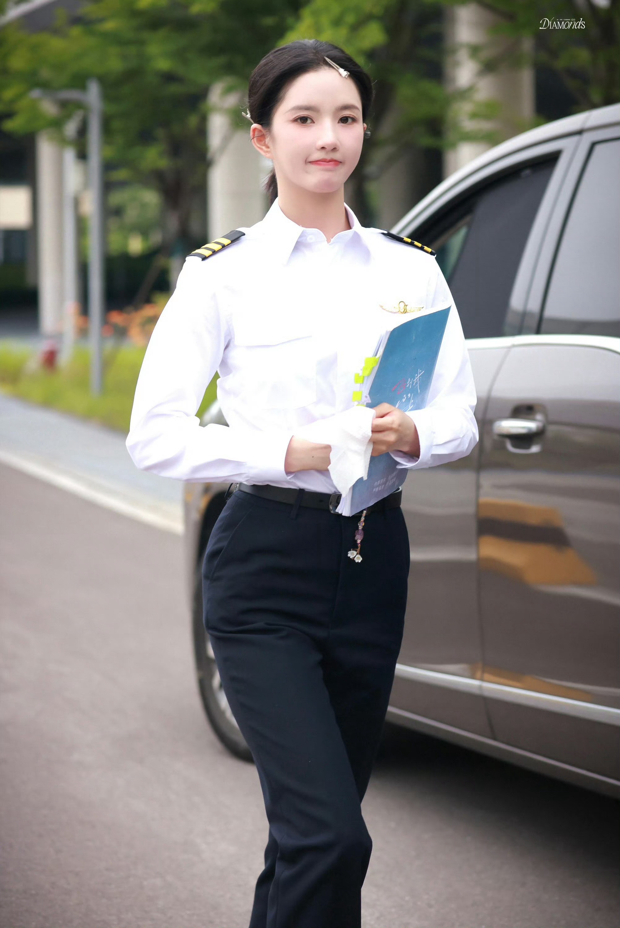 刘些宁飞到我心上转场，制服好绝​​​