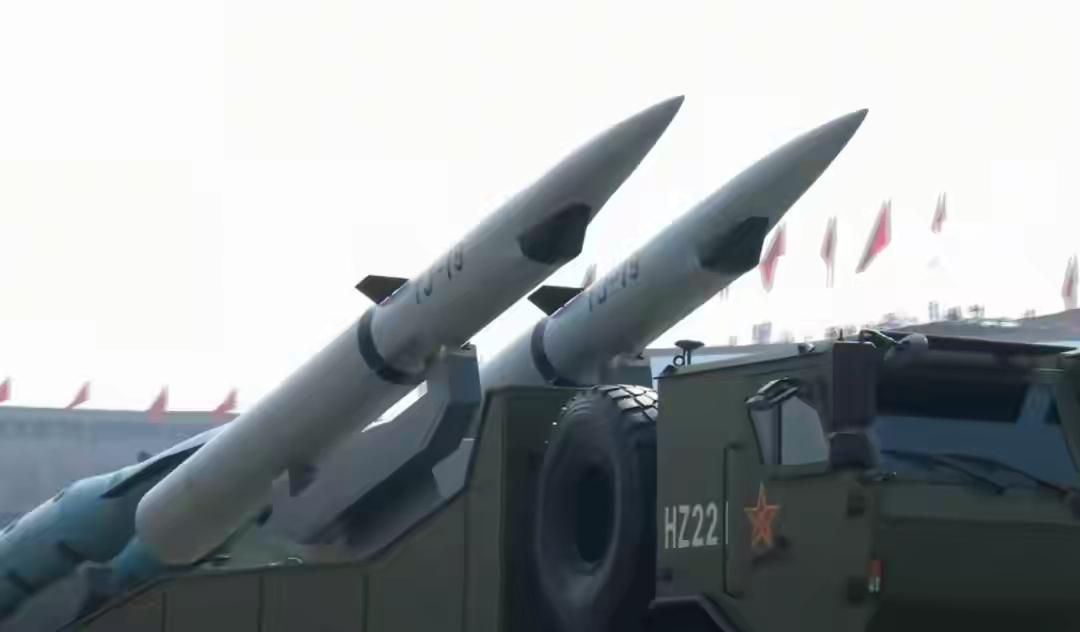 美:阿中告诉你一个好消息中:啥好消息啊美:我能拦截你家鹰击21了中:你