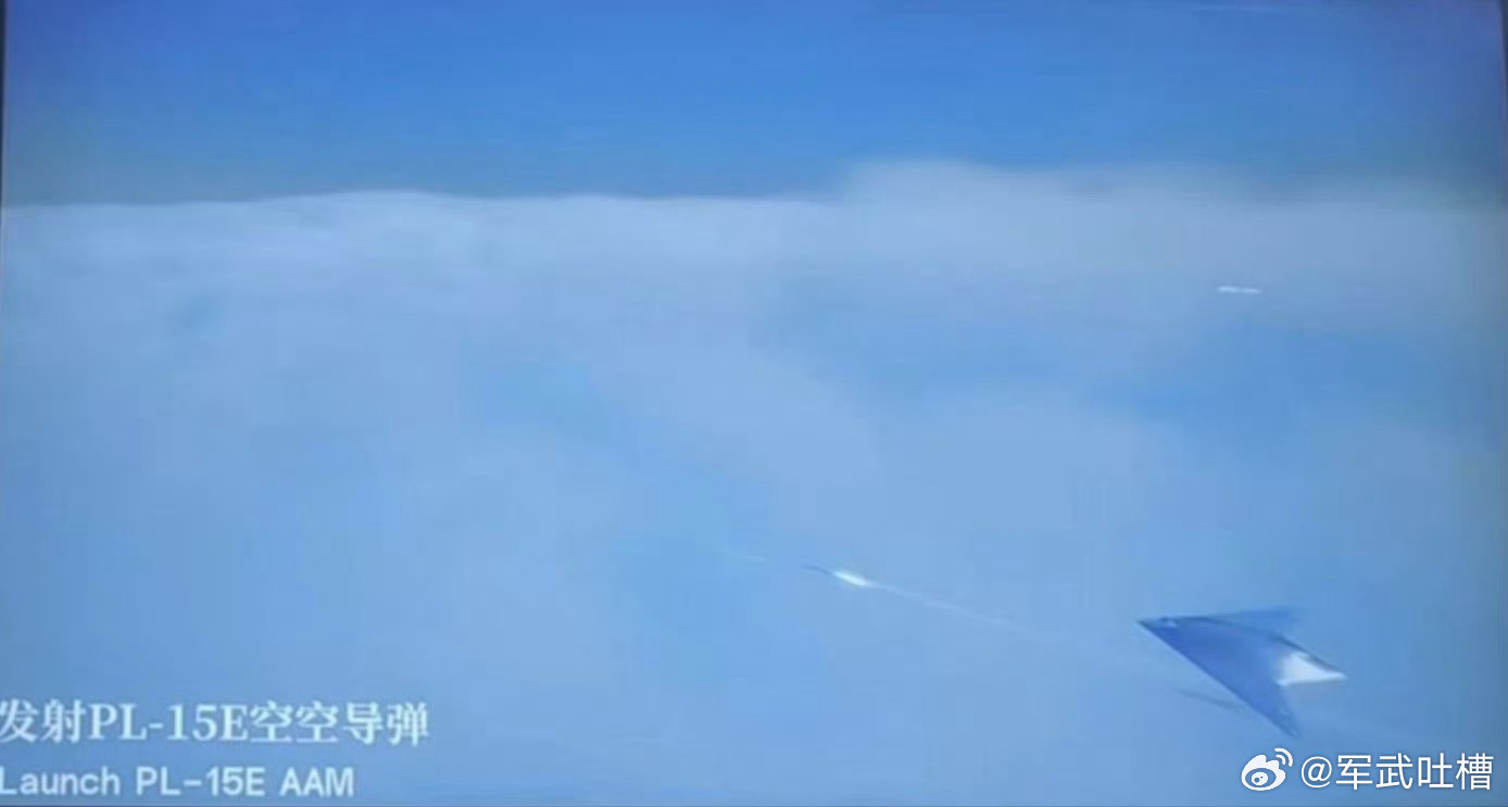 什么飞机已经不重要，现在空战主要看导弹和雷达攻击21也可以发射霹雳15，其他国家