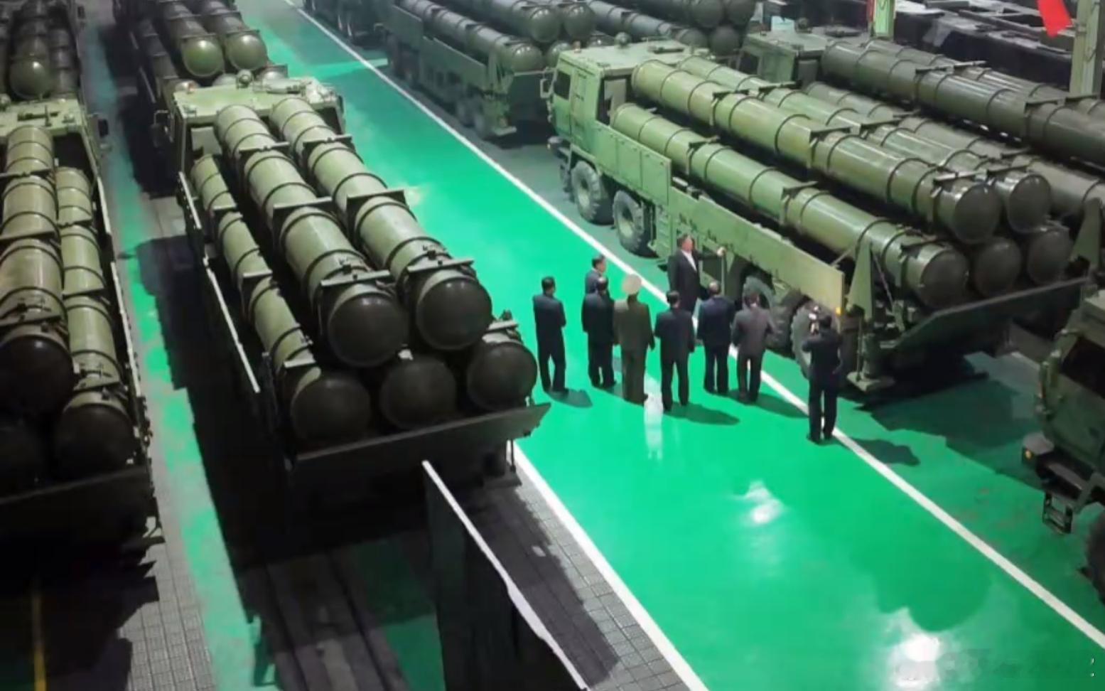 朝鲜应该是学到了我军的精髓！某些方面受限于技术和国力，只能采用俄罗斯技术，但整体