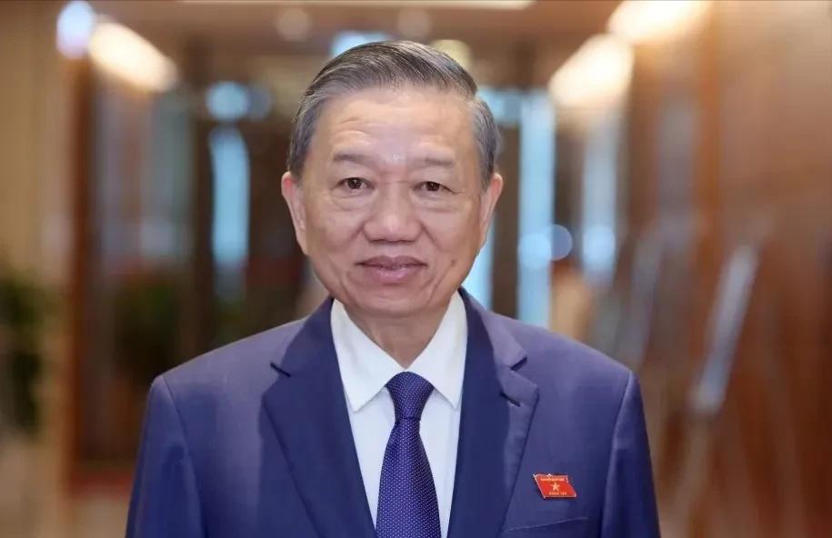 越南铁路最新消息！ 这事儿看起来不光是越南自己在搞事情，更像是整个地区交通格