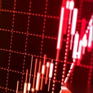 一个反常的信号出现了。 美国正在疯狂发债，但奇怪的是，我们、日本、欧洲，这些