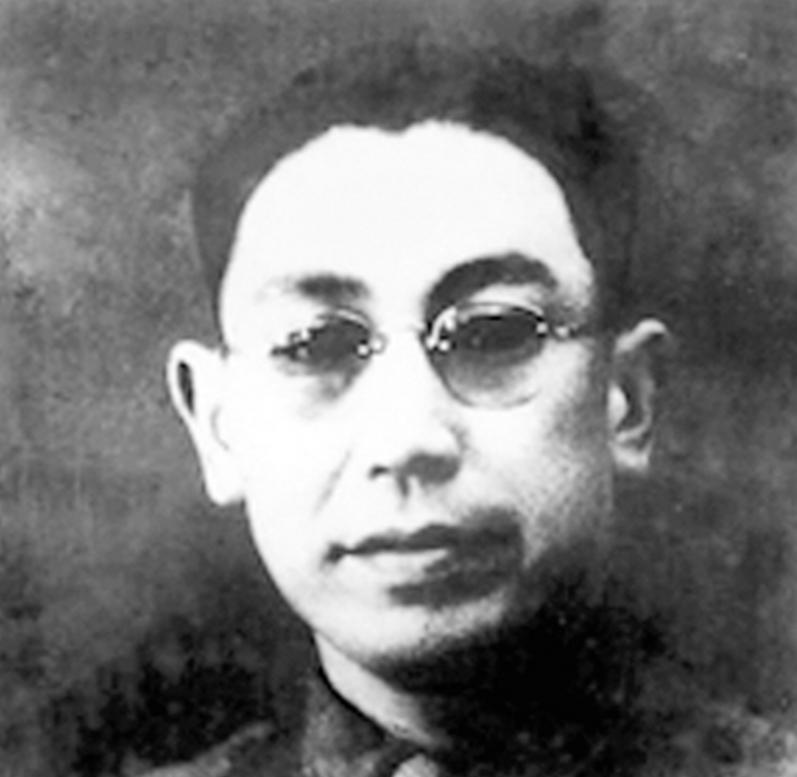 重庆解放后，在宜宾的郭汝瑰决定率部起义，团长吴让反对说：“养兵千日，用兵一时，怎