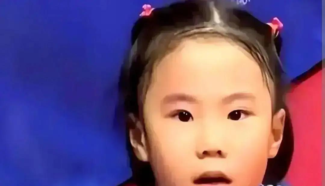 长胶少年被省队劝退。教练一句“改反胶，不然别打”，家长当场崩溃。新规下来，12岁