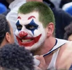 NBA打球最脏的应该是约基奇了，一招泰山压顶无人能破！在NBA现役球员体重排名第