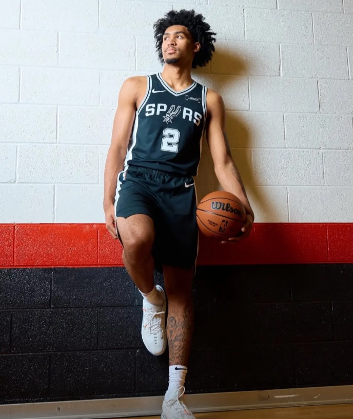 看到贝利的表现，说说我对于哈珀的担忧首先说，对于哈珀我一直是非常看好觉得他未来