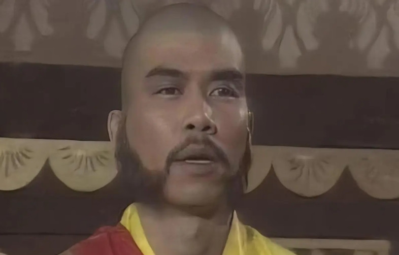 这么多版鸠摩智，你认识哪一个？金庸评价：鸠摩智内功虽然深厚，但一生严守色戒，