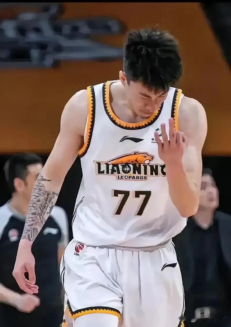 真是空欢喜一场！以为引进姜宇星是补强阵容的，没过两天才发现，原来是替代张镇麟的。
