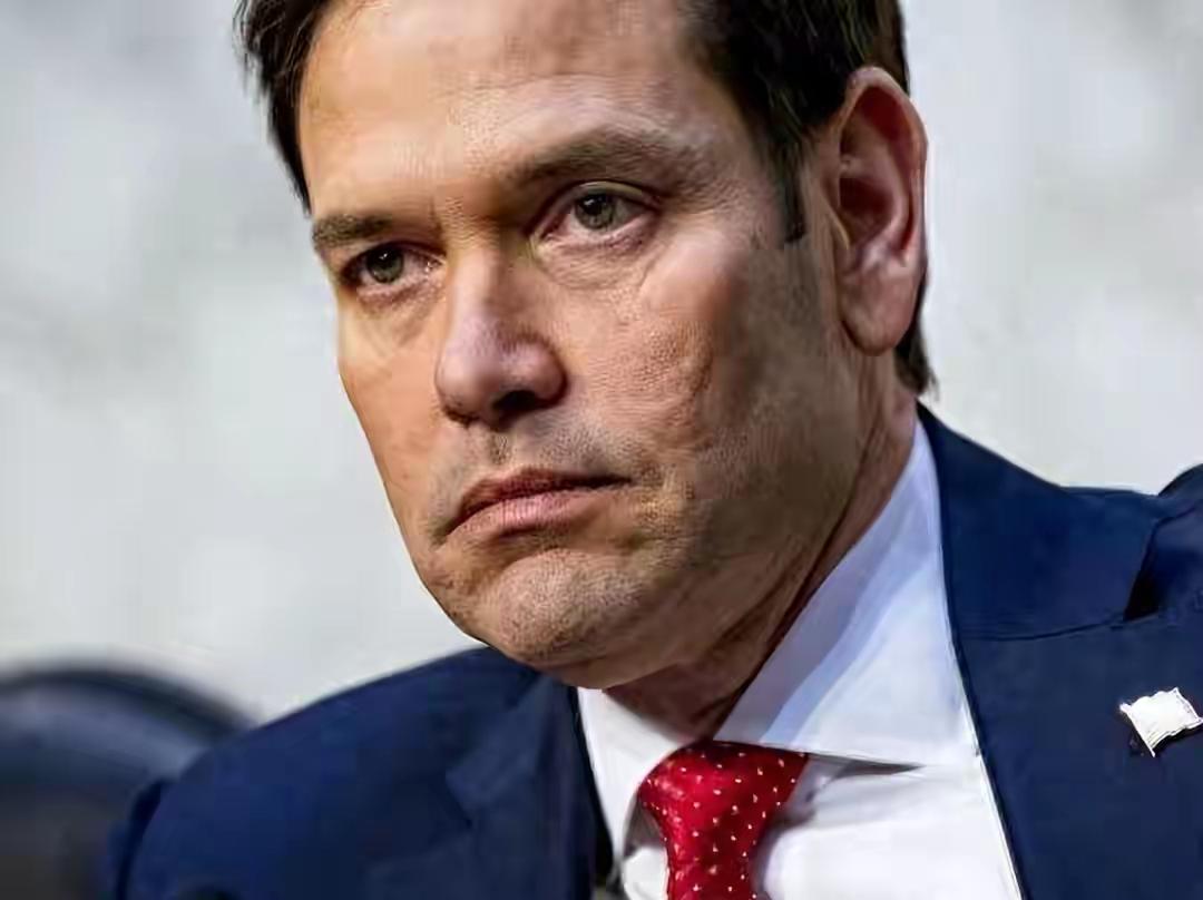 新年第一枪打响，两国动手抢中国三个港口，鲁比奥对华下挑战书2026年第一波“反