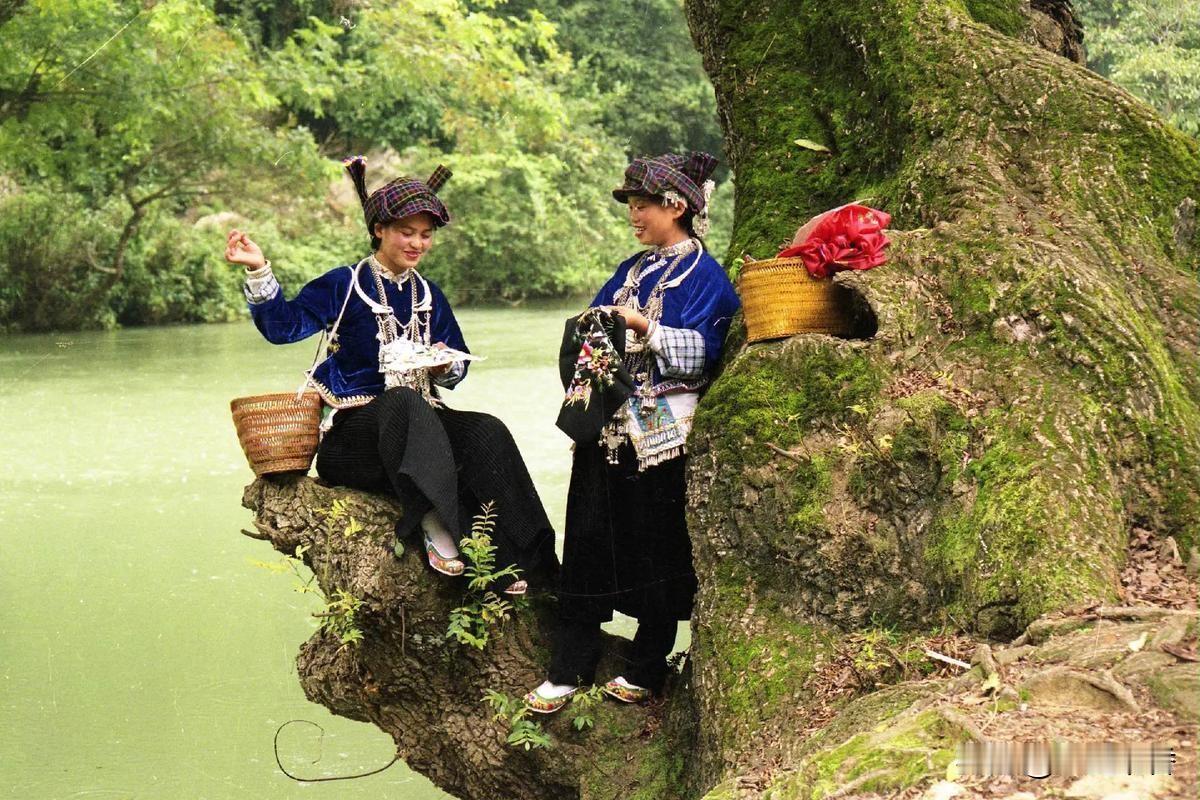 小学印象最深的课文《飒爽英姿打隧道》至今仍清晰记得小学课文《飒爽英姿打隧道