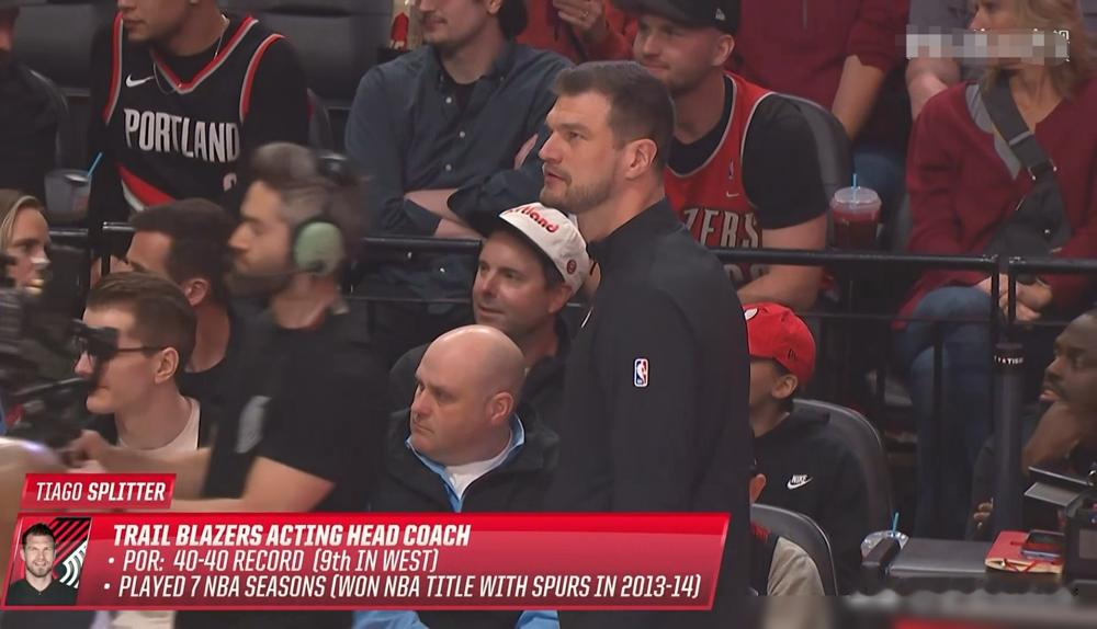 别吹了！杨瀚森那个季后赛篮板，撕开的是块遮羞布。翻翻数据，常规赛场...