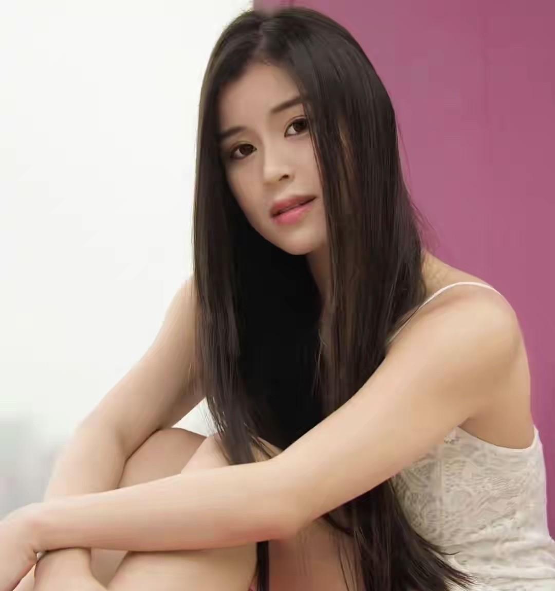 新港姐陈咏诗大量私照曝光！她的父母也被扒，妈妈比女儿还要美！陈咏诗夺冠后，她的