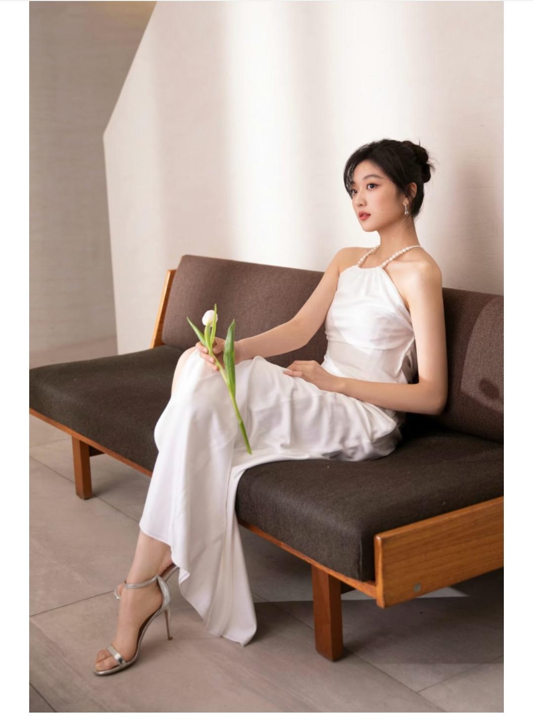 孙千，脚趾头为什么不伸开？