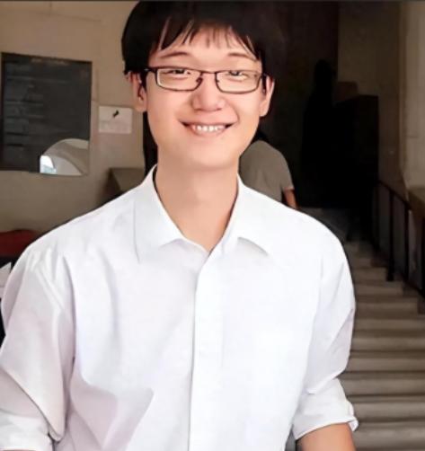 “我不上清北，我就要去美国！”北京高二男生拒绝保送清北，转而申请美国十一所名校