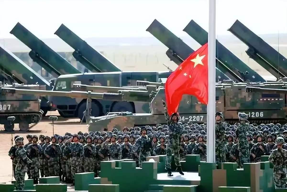 德国军事专家一语道破天机：美国不是不敢对中国动手，而是它自己都不知道，这场仗打下