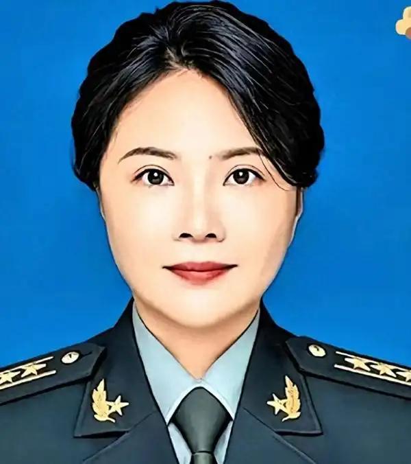 1986年7月，时任西藏军区某边防团团长的高明诚，在执行侦察巡逻任务时不幸