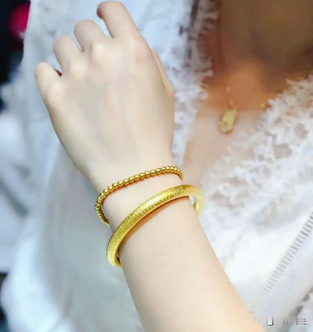 夫妻联手白嫖？辽宁锦州，35岁女子在棋牌室偶遇了一位70后男子，对方称自己离异单