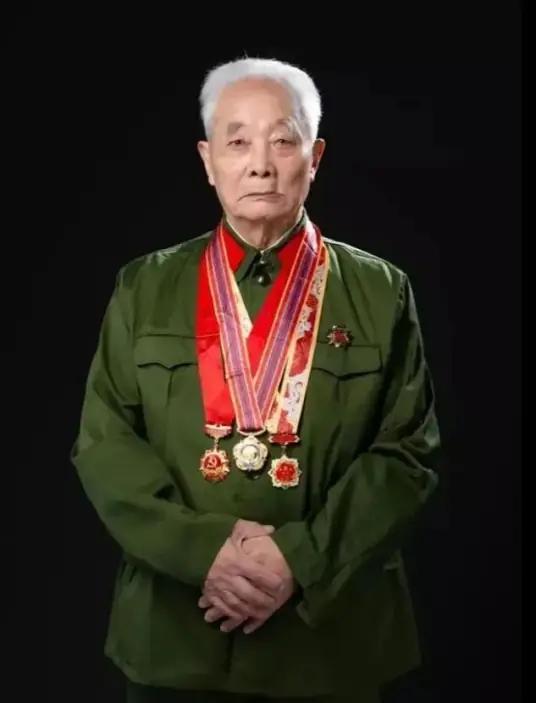 上甘岭孤胆英雄蒋永德逝世：曾用两枚手雷歼敌百人，转业后隐姓埋名60年