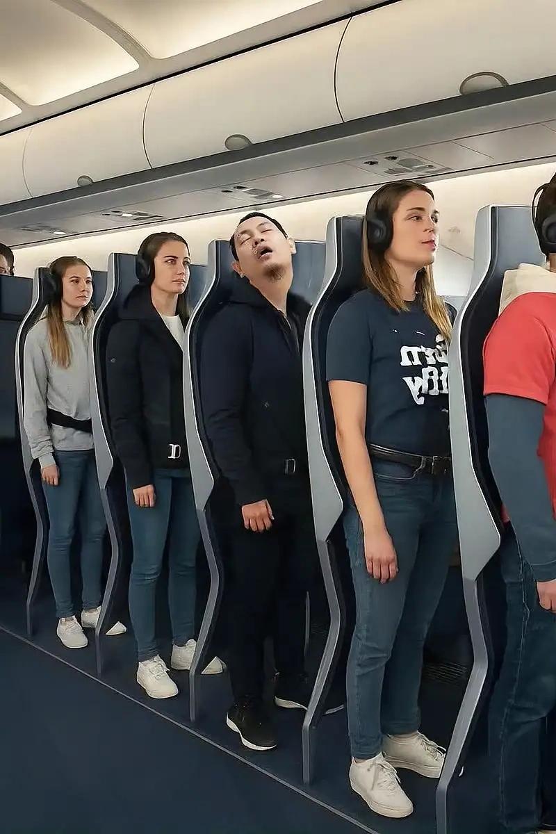 欧洲的这种无座“站飞机”，会不会很快引进国内？只要票价够便宜，国内的许多航线，你