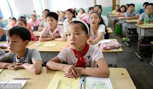 中国教育可能要变天了！完全没有想到啊！“十五五”规划，竟然采纳了人大代表刘希