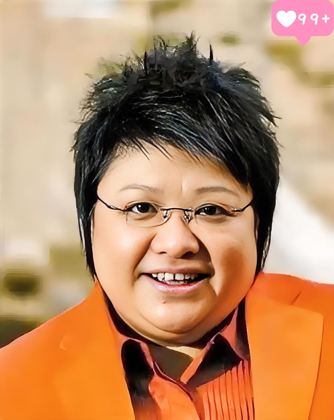 香港大埔火灾后李嘉诚捐赠8000万、我没意外霍英东捐赠3000万，我也没意外