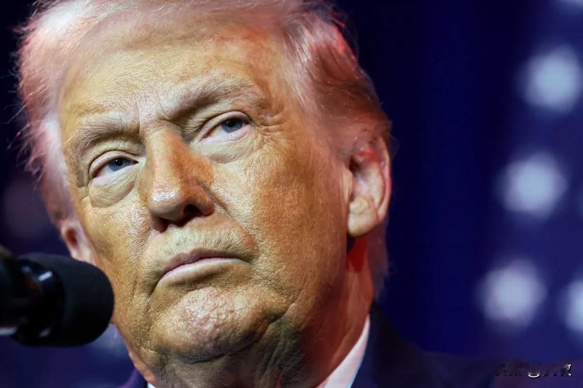 会谈结束，泽连斯基要体面当地时间2月1日，泽连斯基公开表示，由美国支持的美俄