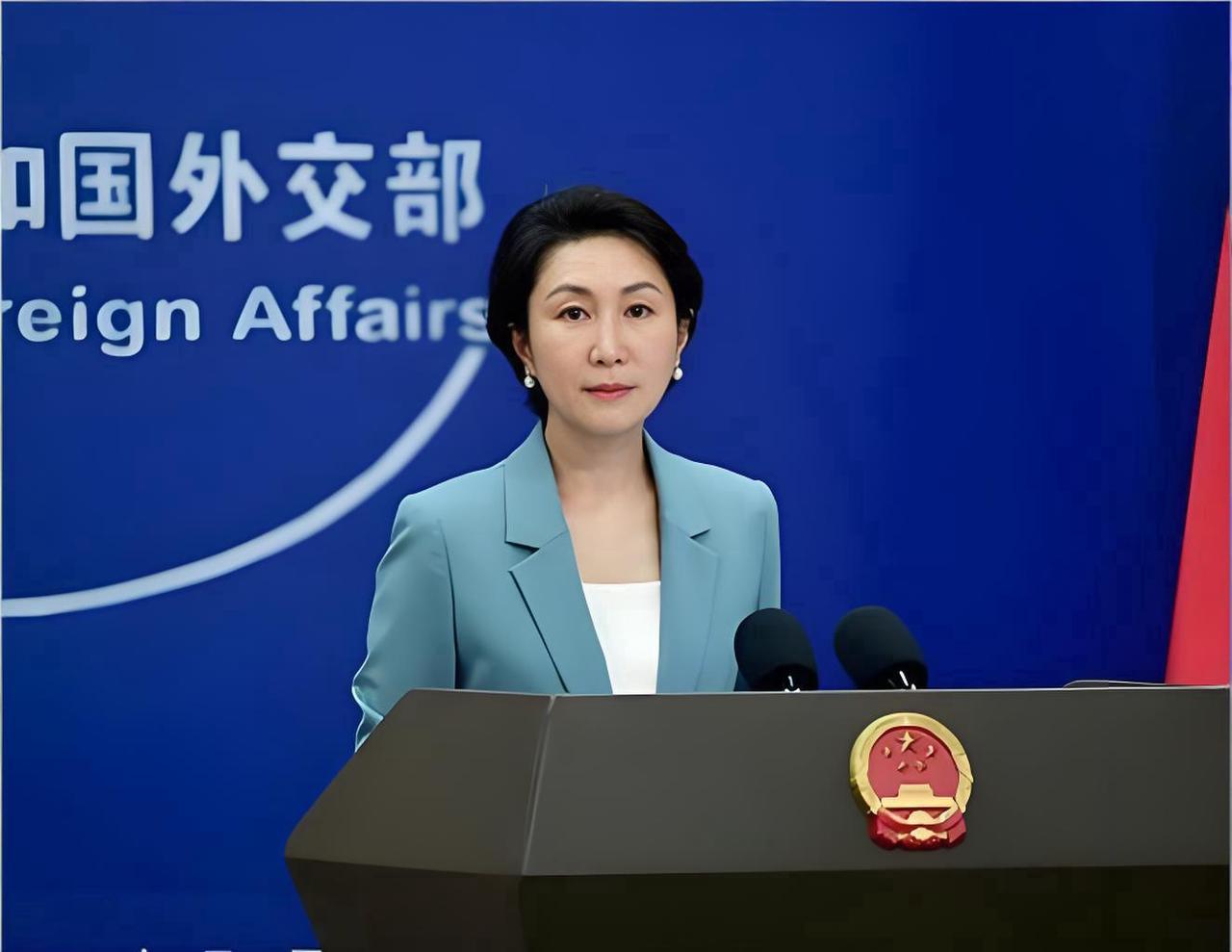 荷兰牌打崩了！中国一招出手让欧洲认怂求和9月末，当美国政府刚刚抛出所谓“穿透